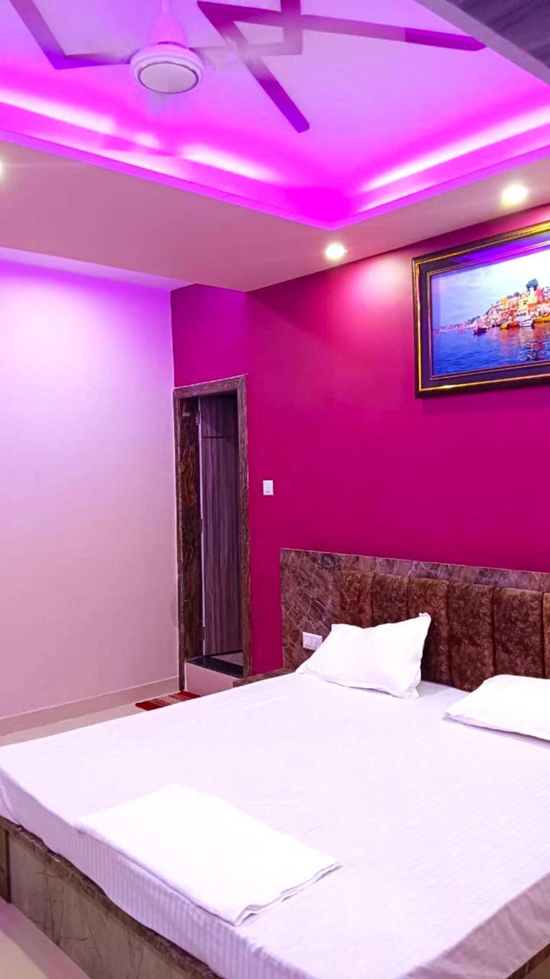 Hotel Kashi Inn Raj Ghat ורנאסי מראה חיצוני תמונה