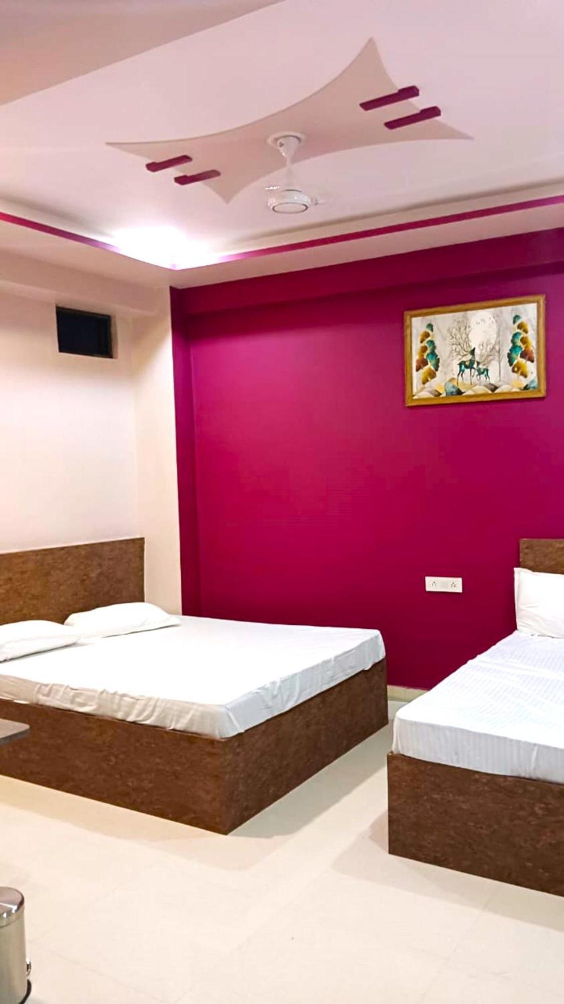 Hotel Kashi Inn Raj Ghat ורנאסי מראה חיצוני תמונה