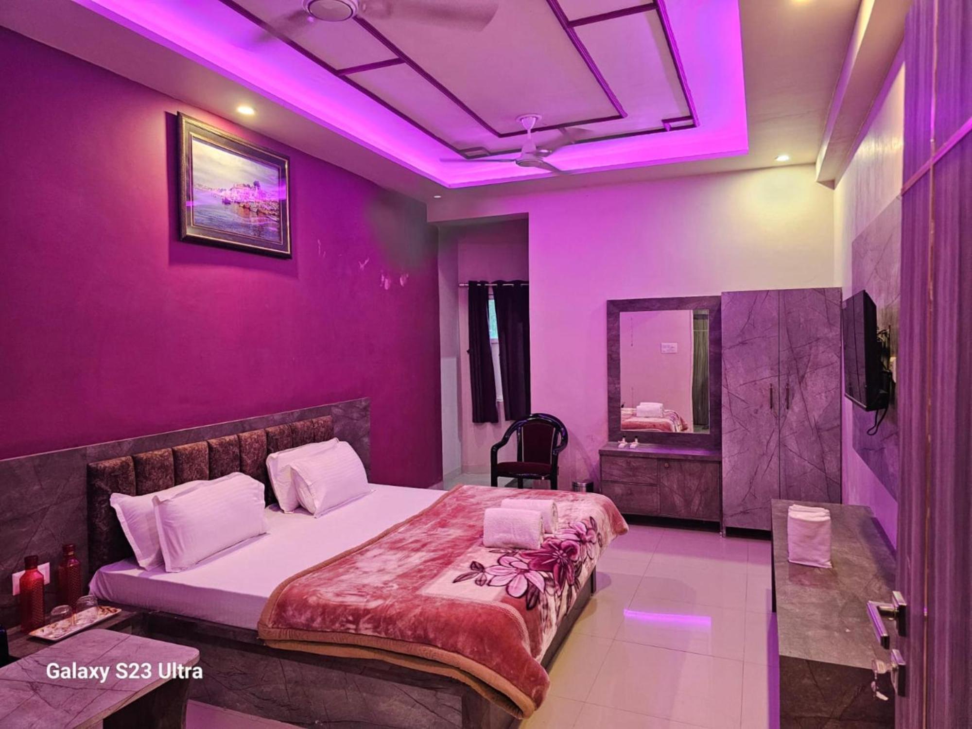 Hotel Kashi Inn Raj Ghat ורנאסי מראה חיצוני תמונה
