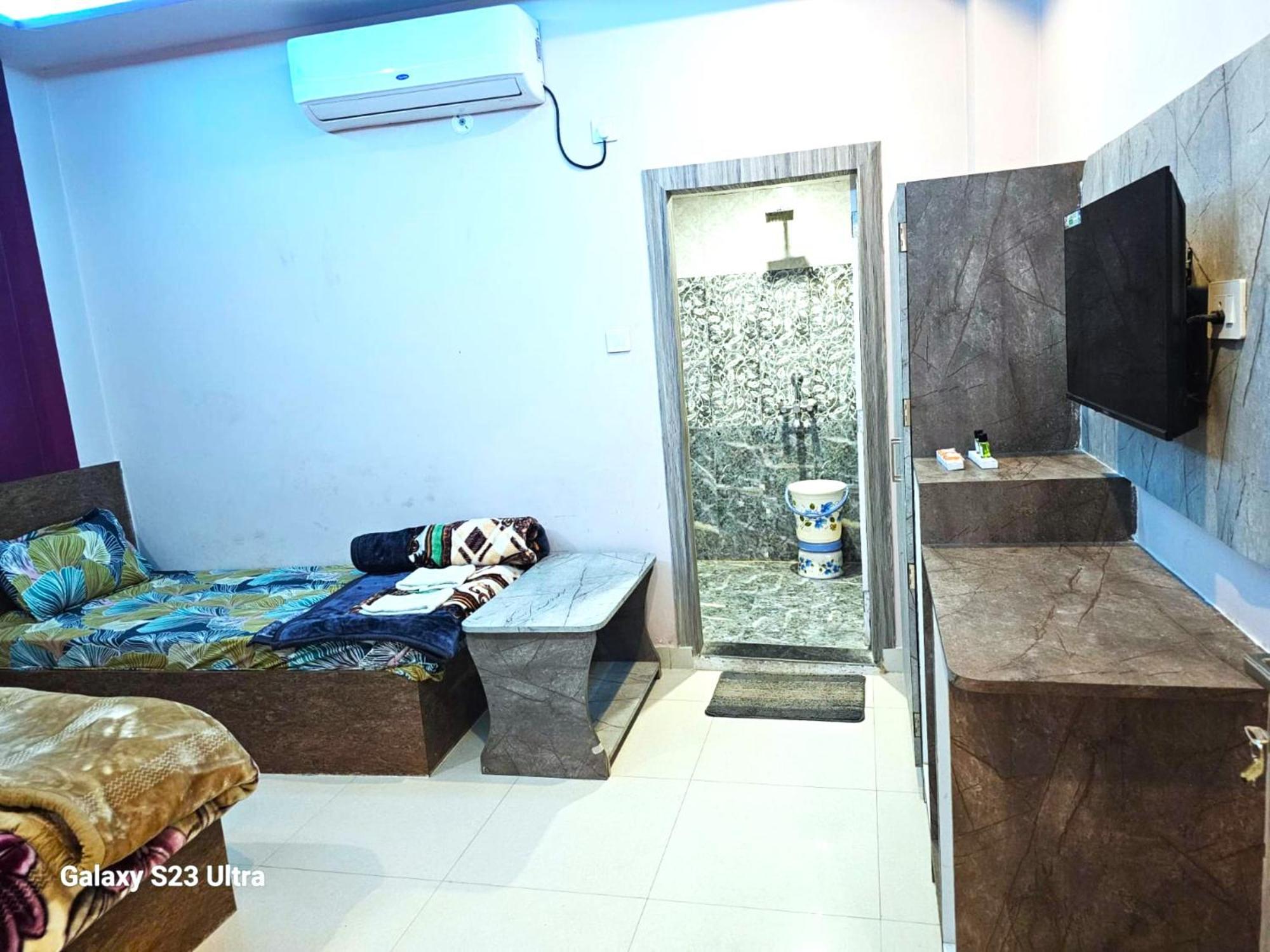 Hotel Kashi Inn Raj Ghat ורנאסי מראה חיצוני תמונה