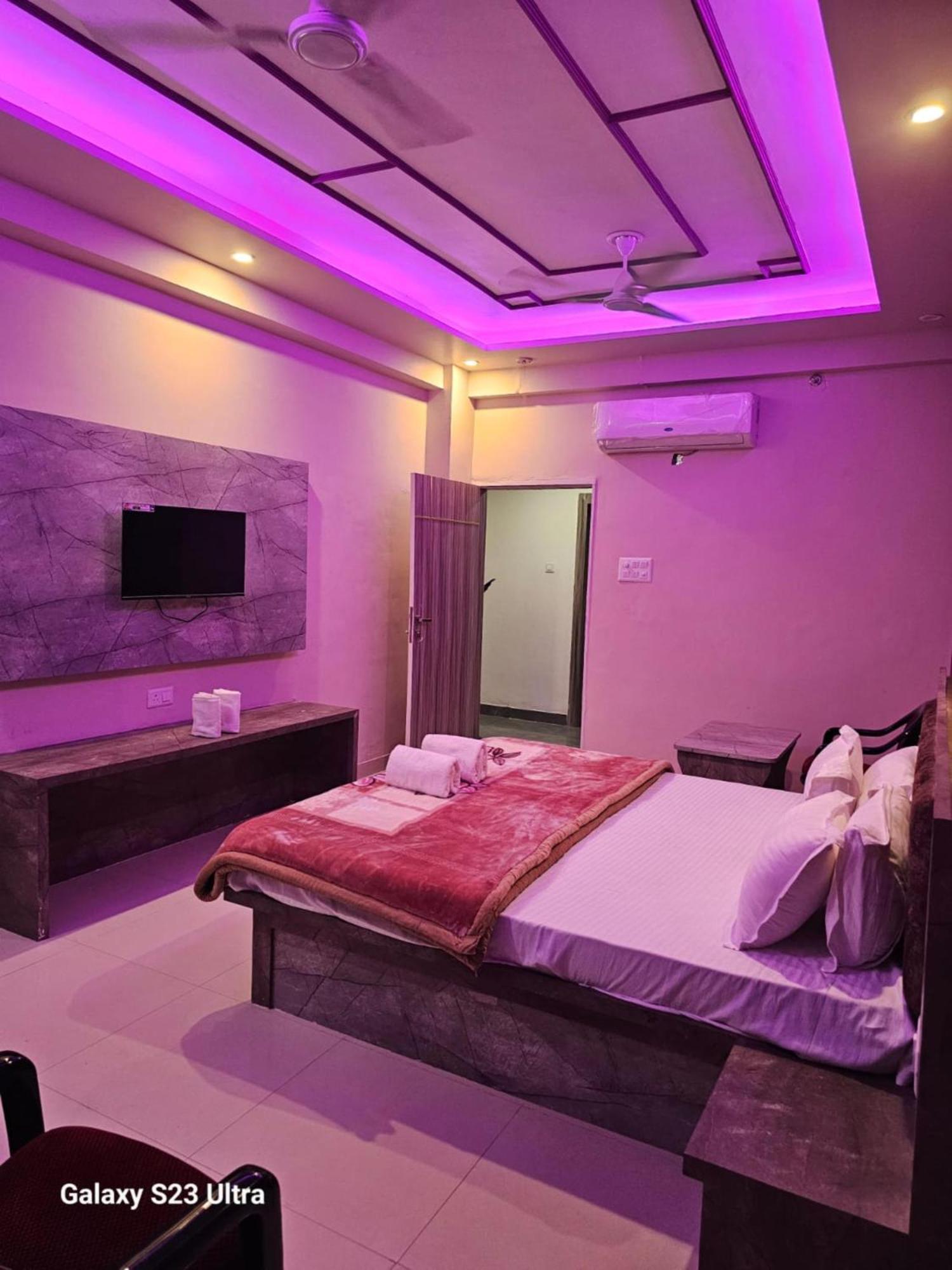 Hotel Kashi Inn Raj Ghat ורנאסי מראה חיצוני תמונה