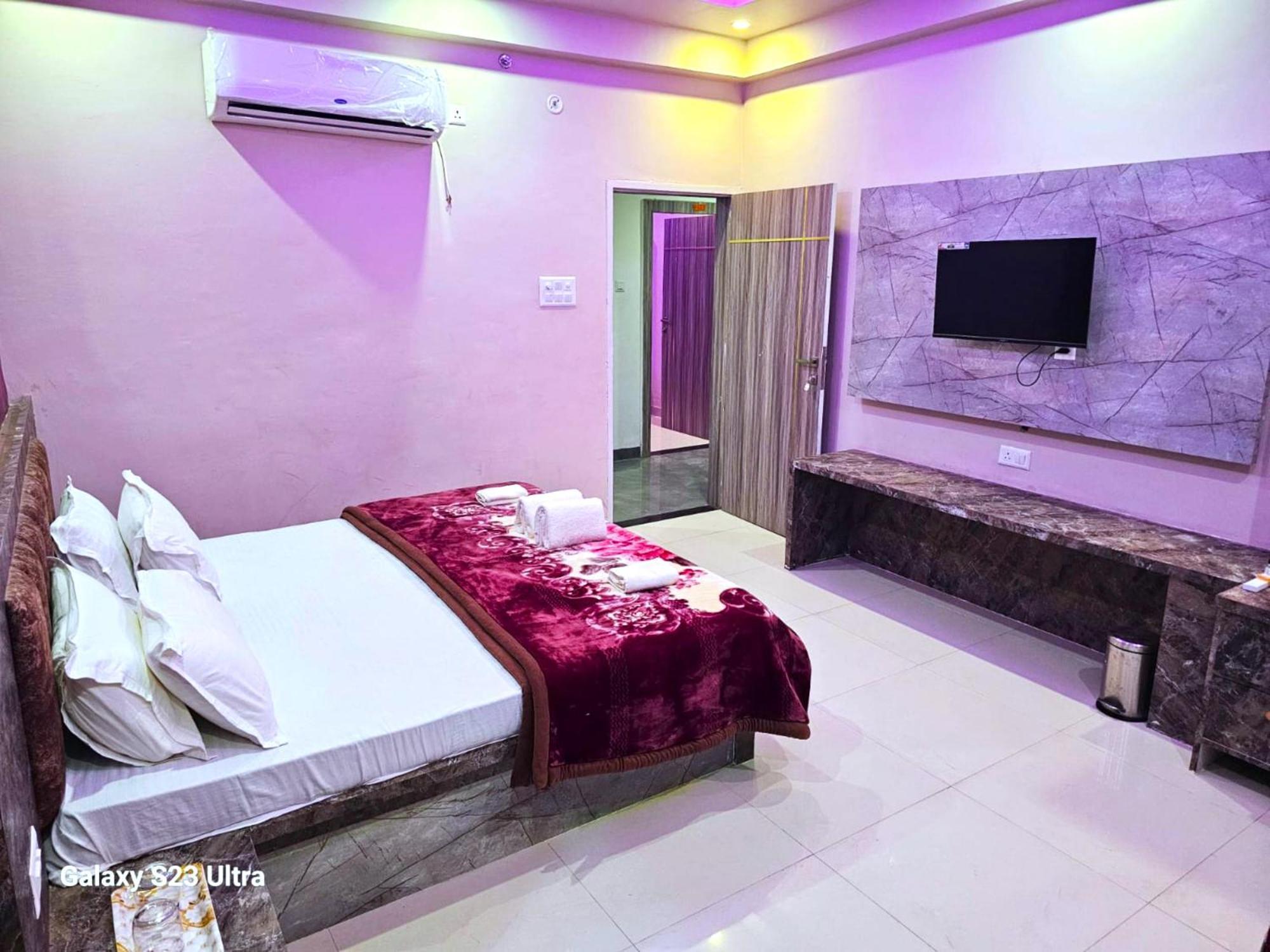 Hotel Kashi Inn Raj Ghat ורנאסי מראה חיצוני תמונה
